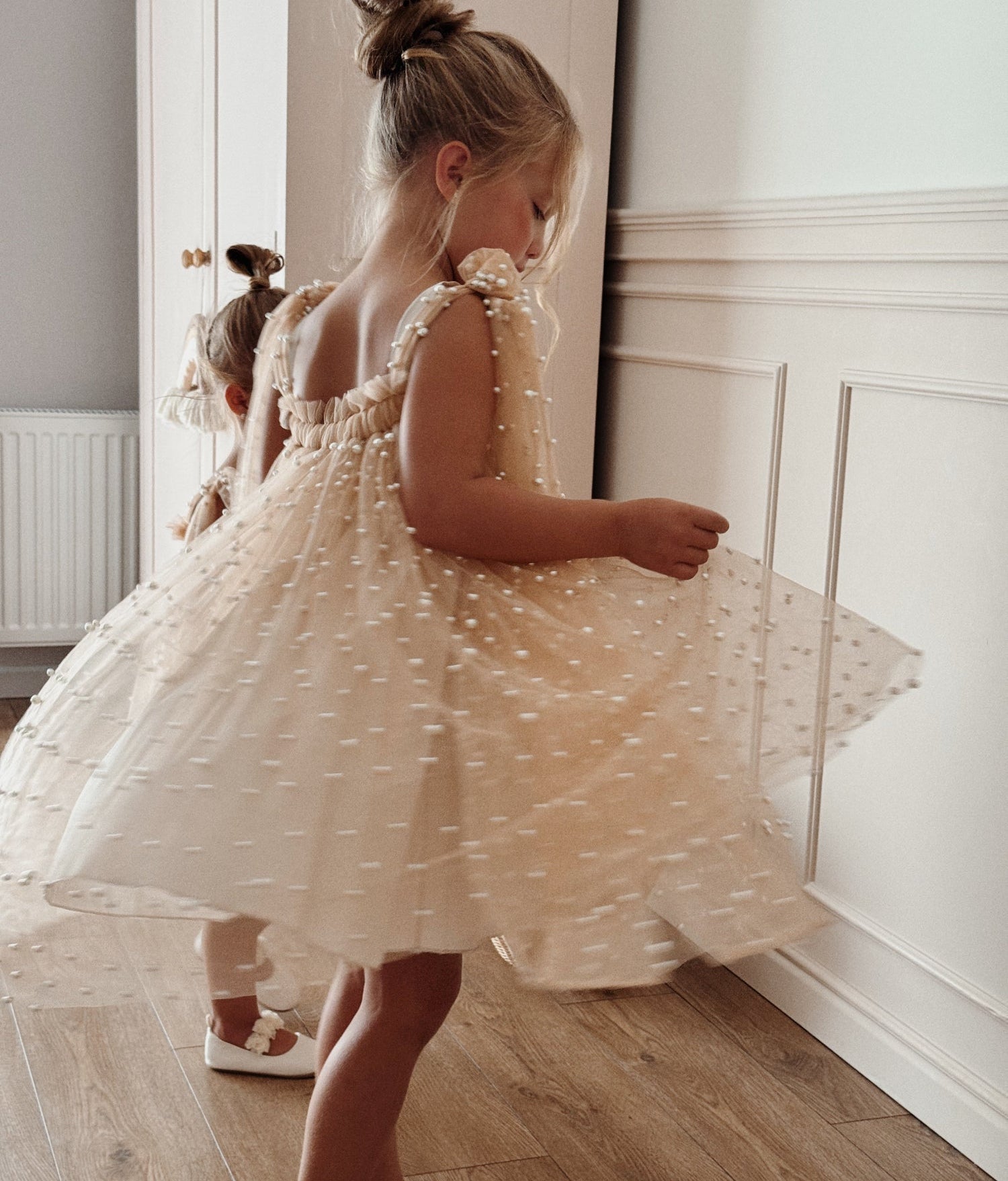 Parel_meisjesjurk_nude