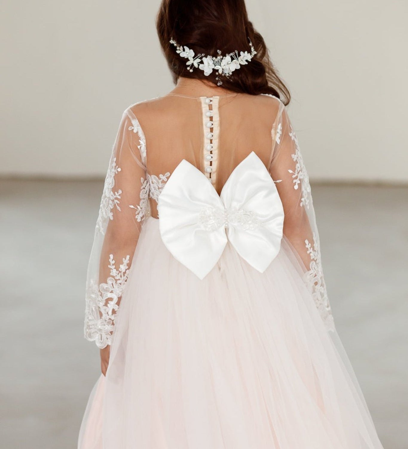 Pink white flower girl dress embroidered trail